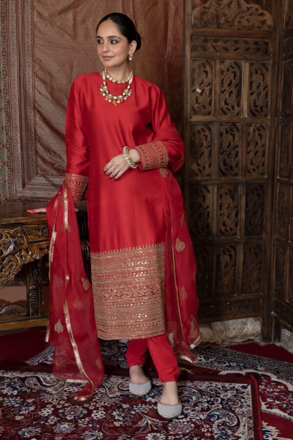 Rose Long Kurta Set – Raw Silk with Crepe Pajami & Organza Dupatta