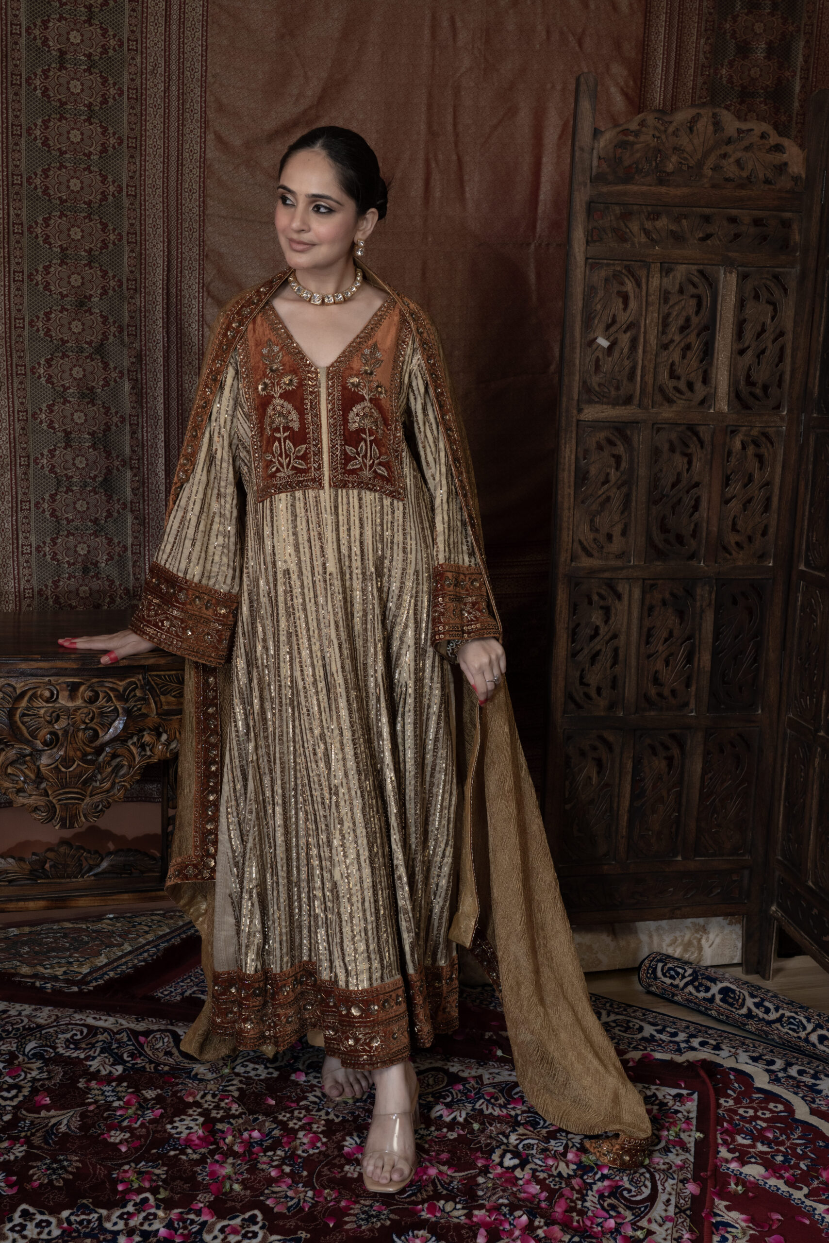Sunehri Anarkali – Pure Banarasi Silk